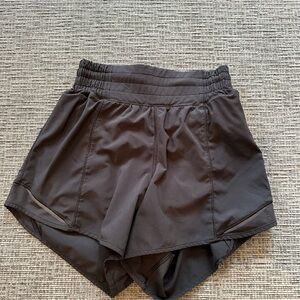 lululemon athletica Women's Charcoal Athletic Shorts 4”